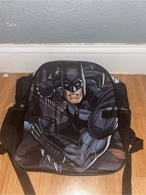Batman Graphic Crossbody Bag - Black